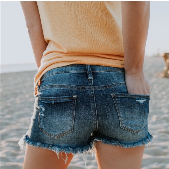 KanCan Pants - Kancan Distressed Festival Frayed High Rise Shorts SZ 13